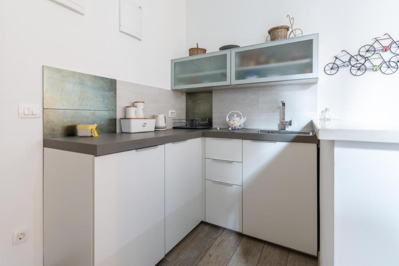 Deluxe Apartments Muse Сплит Экстерьер фото