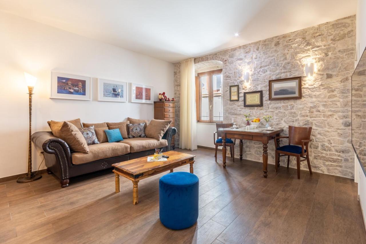Deluxe Apartments Muse Сплит Экстерьер фото