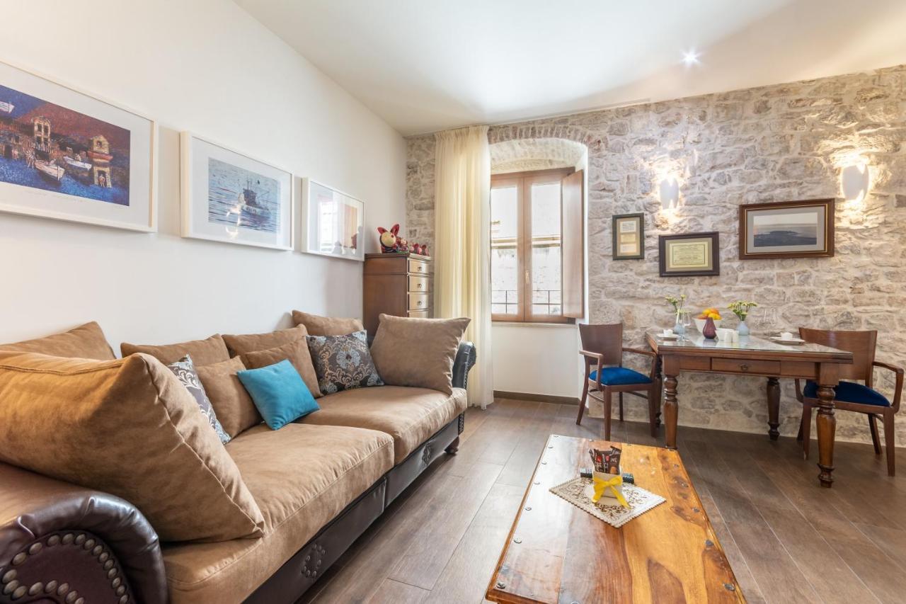 Deluxe Apartments Muse Сплит Экстерьер фото